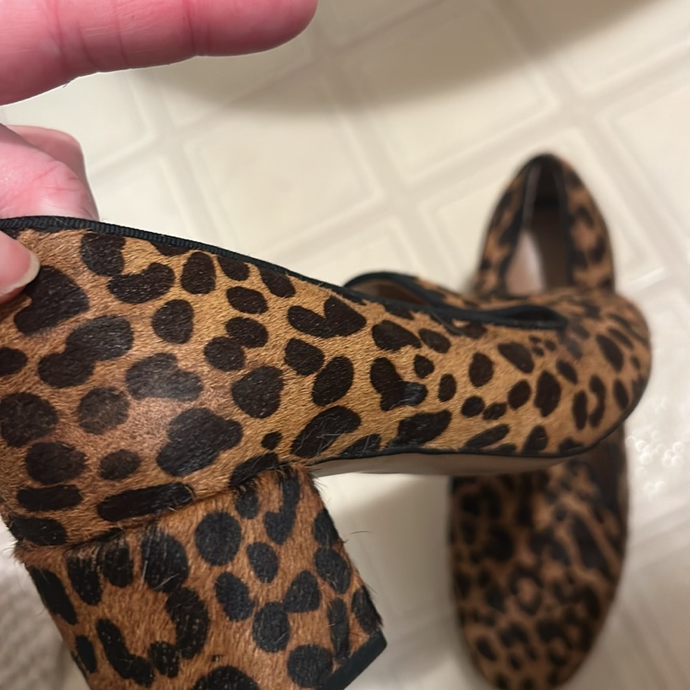 Banana Republic Leopard Print hair calf Women's block heeled Loafers - Picture 9 of 12